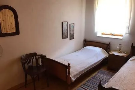 Fotini's Stonehouse Holiday home