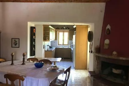 Fotini's Stonehouse Ferienhaus