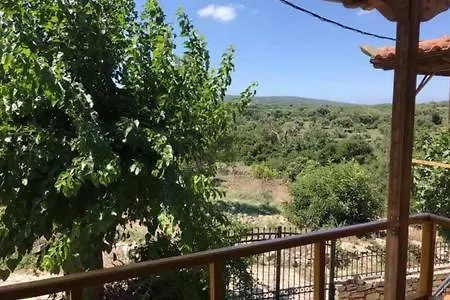 Holiday home Fotini's Stonehouse Khomateron