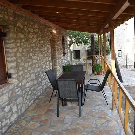 Fotini's Stonehouse Ferienhaus
