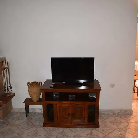 Fotini's Stonehouse Khomateron